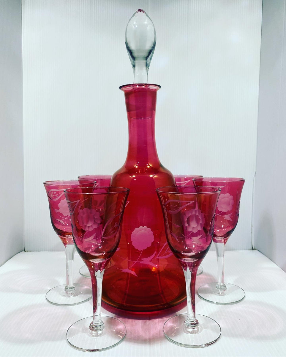 Vintage Cranberry Cut To Clear Crystal Decanter fashion With 4 Glasses